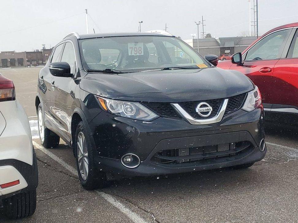 NISSAN ROGUE SPORT 2017 JN1BJ1CR2HW140794 image